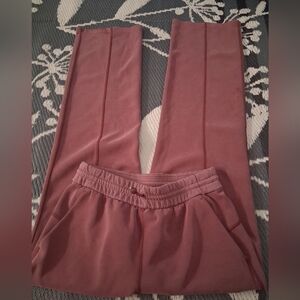 Lululemon Sofstreme Pants Merlot 6